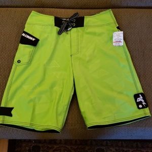 Allyance board shorts size 33